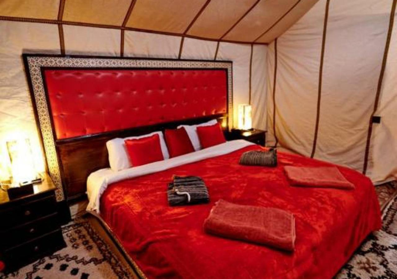 Holiday Luxury Camp เมอร์ซูกา ภายนอก รูปภาพ